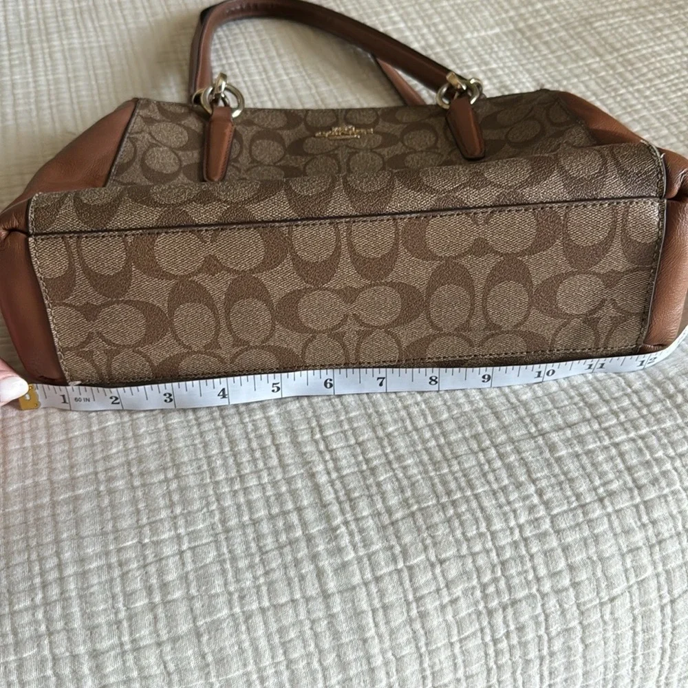 Coach Christie Carryall Signature Khaki Brown - Picture 6 of 17